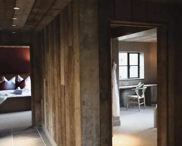 Riverside 2 Bed With Paddle Boards & Bikes