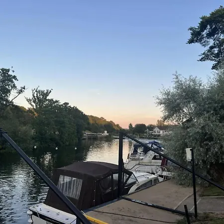 Apartmán Riverside 2 Bed With Paddle Boards & Bikes Bristol