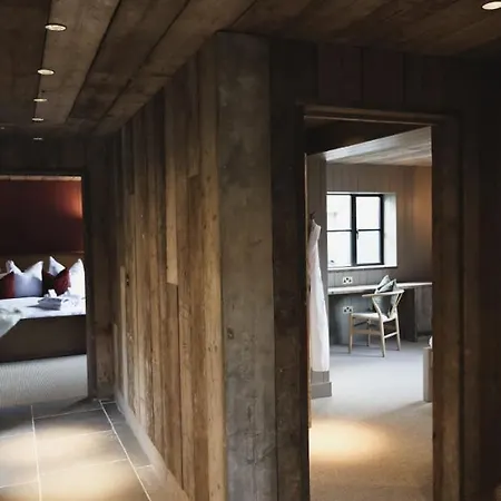 Riverside 2 Bed With Paddle Boards & Bikes