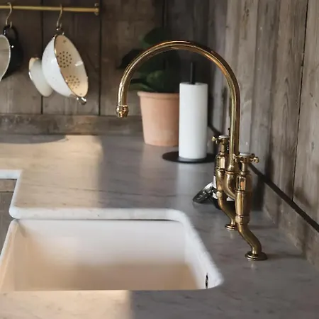 Riverside 2 Bed With Paddle Boards & Bikes Apartmán